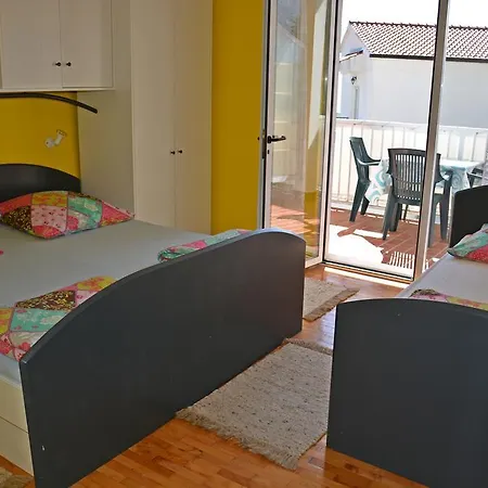Gareta * Gradac (Split-Dalmatia)